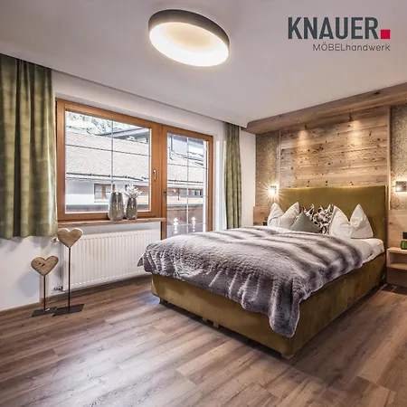 Bed & Breakfast Hotel-garni Pramstraller Mayrhofen