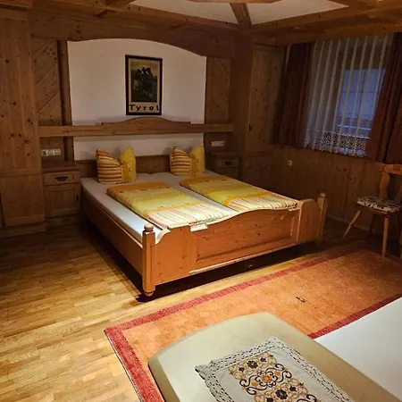Bed & Breakfast Hotel-garni Pramstraller